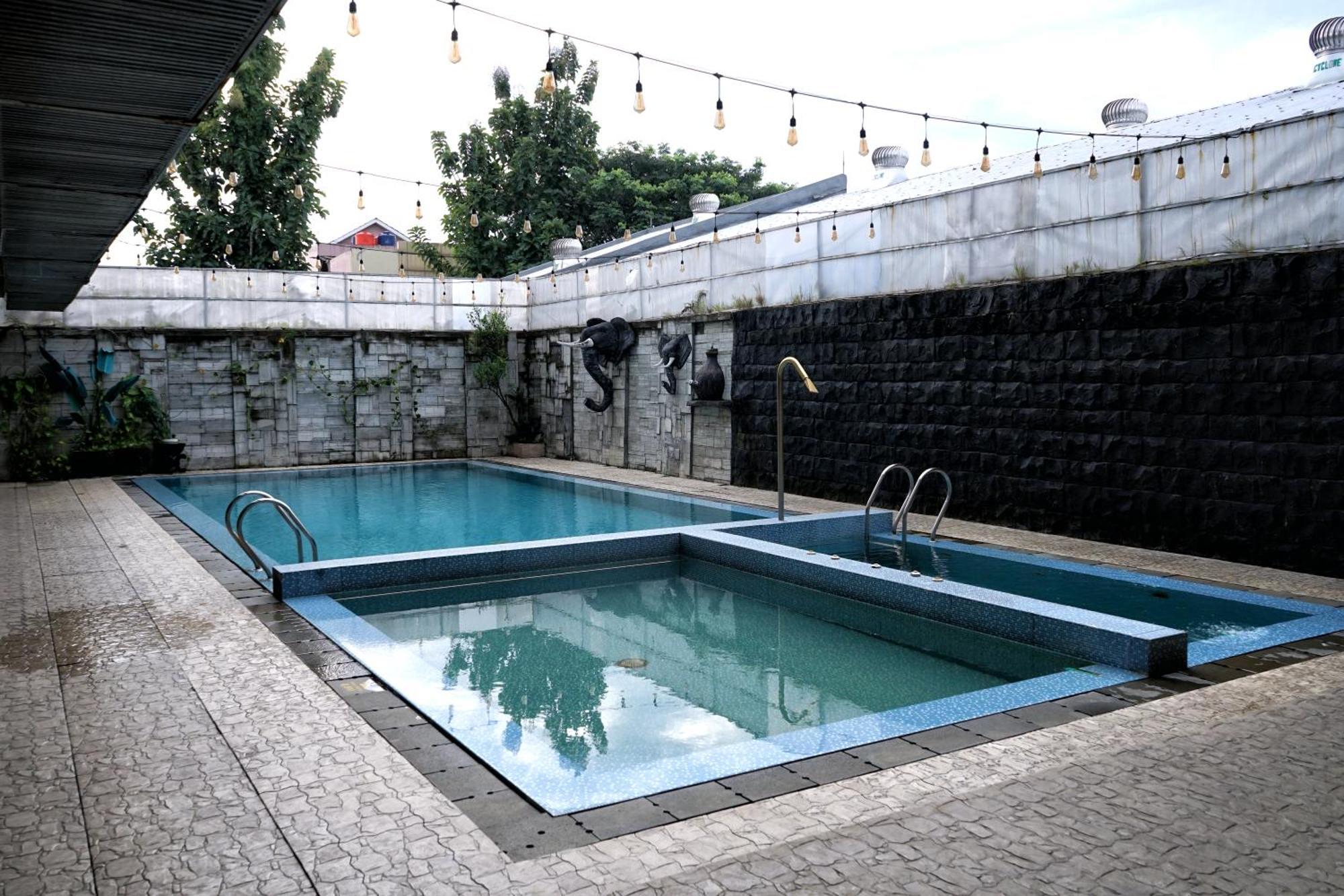 Grand Permata Hijau Hotel Sukabumi Kültér fotó